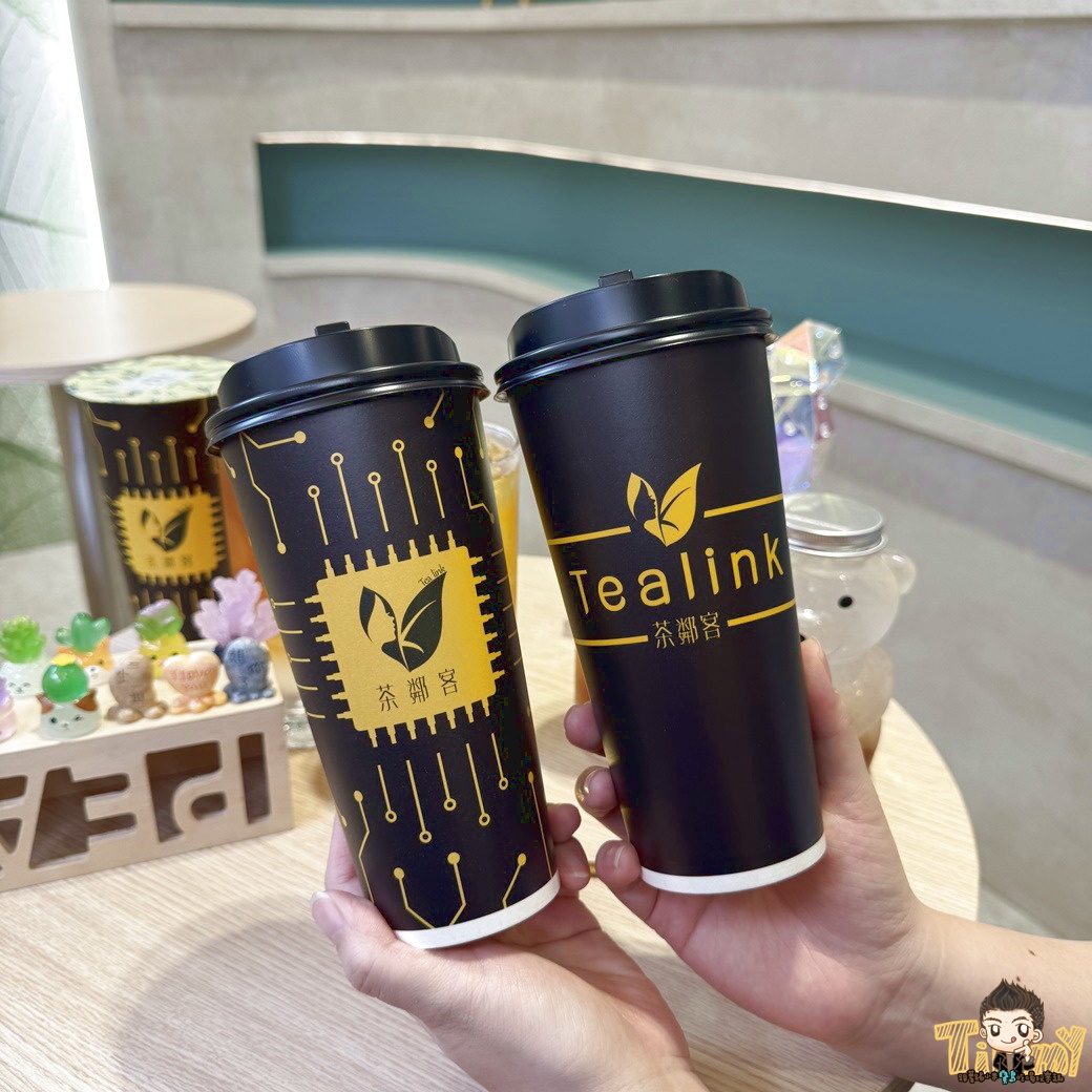 新竹茶鄰客茶飲專賣。 金山店半導體設計風格的手搖飲。 竹科工程師研發獨特茶香！ (菜單營業時間地址電話)