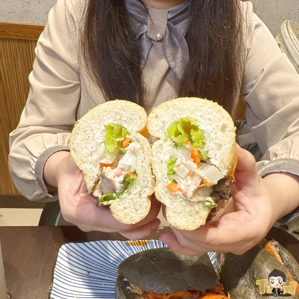 新竹湖口CaCa越南料理中山店。每天現烤越南麵包外酥內軟！ (菜單營業時間地址電話)