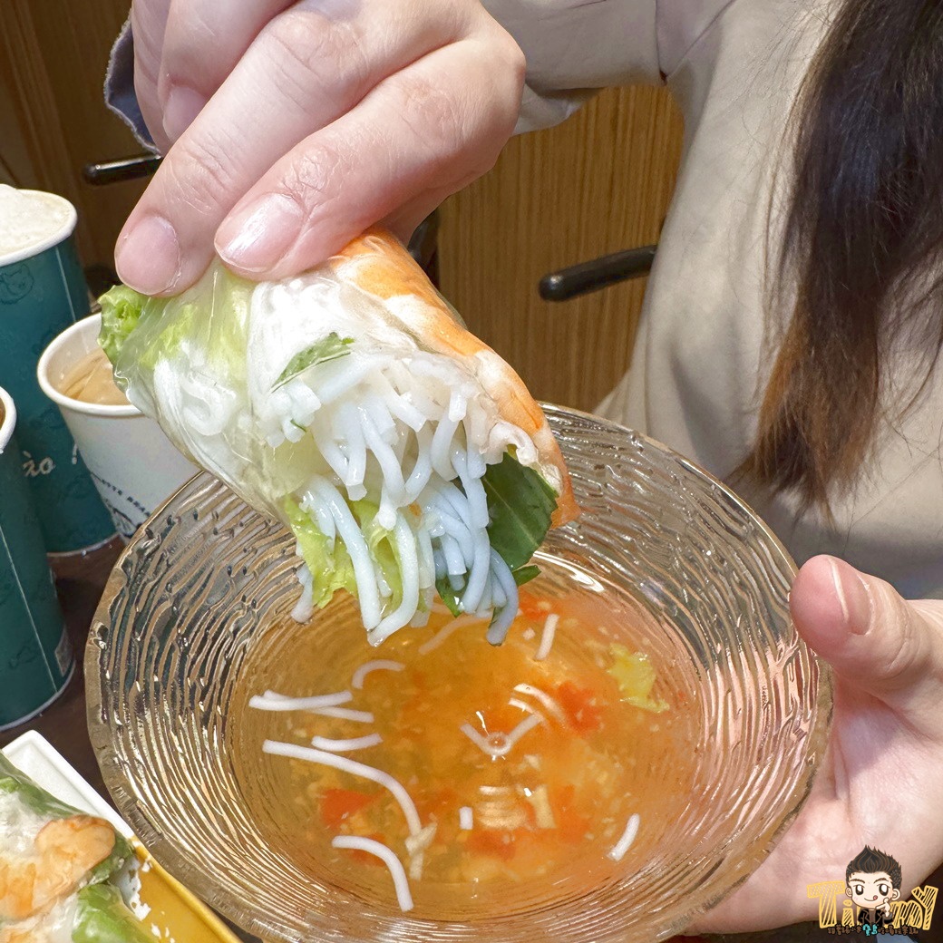新竹湖口CaCa越南料理中山店。每天現烤越南麵包外酥內軟！ (菜單營業時間地址電話)