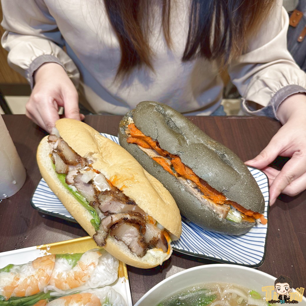 新竹湖口CaCa越南料理中山店。每天現烤越南麵包外酥內軟！ (菜單營業時間地址電話)