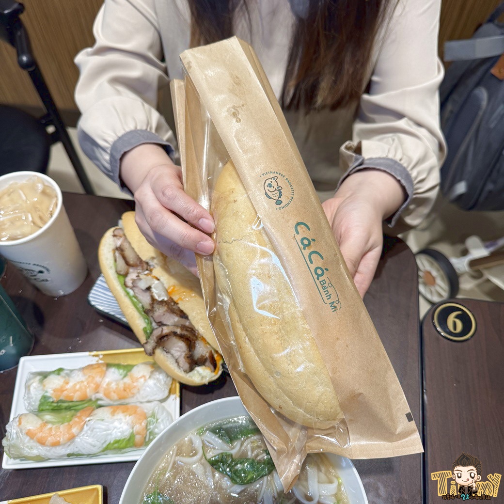 新竹湖口CaCa越南料理中山店。每天現烤越南麵包外酥內軟！ (菜單營業時間地址電話)