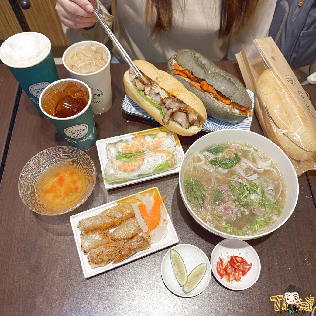 新竹湖口CaCa越南料理中山店。每天現烤越南麵包外酥內軟！ (菜單營業時間地址電話)
