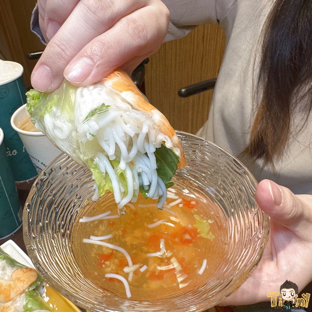 新竹湖口CaCa越南料理中山店。每天現烤越南麵包外酥內軟！ (菜單營業時間地址電話)