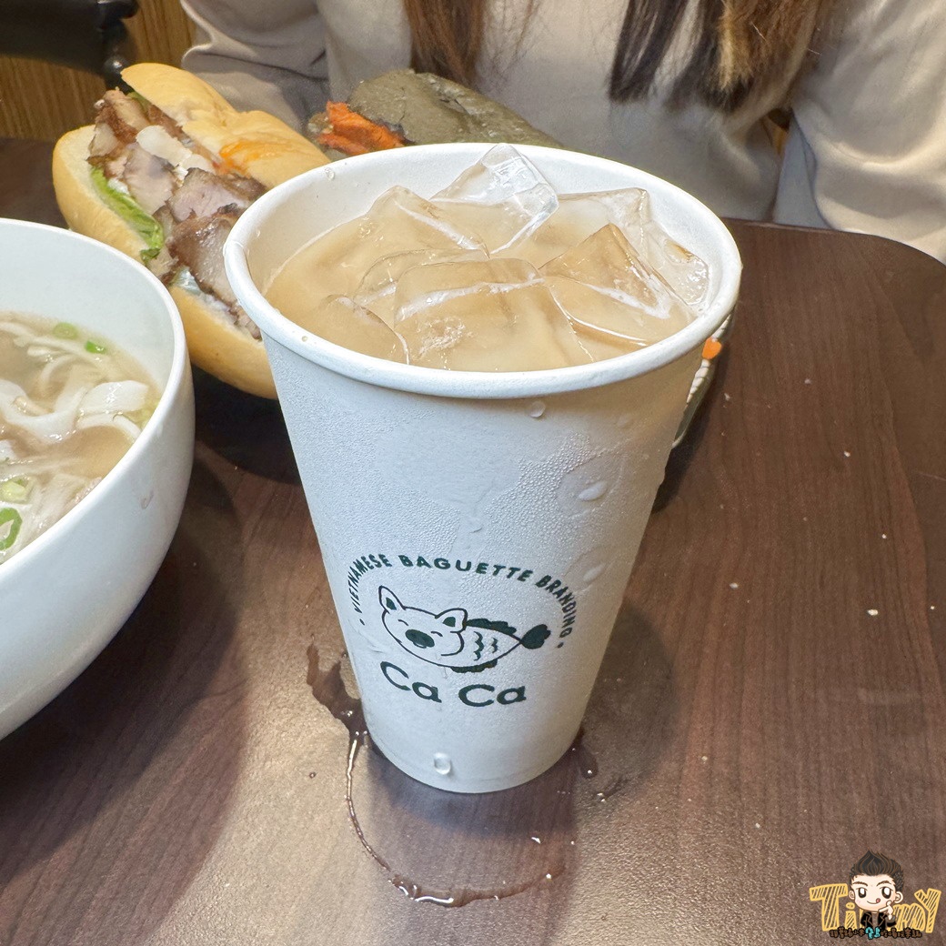 新竹湖口CaCa越南料理中山店。每天現烤越南麵包外酥內軟！ (菜單營業時間地址電話)