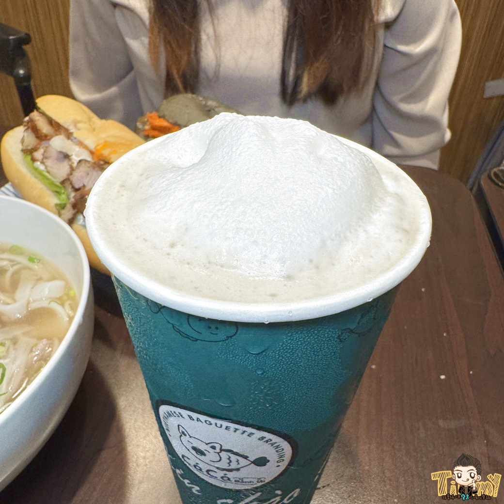 新竹湖口CaCa越南料理中山店。每天現烤越南麵包外酥內軟！ (菜單營業時間地址電話)