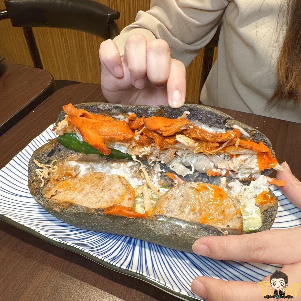 新竹湖口CaCa越南料理中山店。每天現烤越南麵包外酥內軟！ (菜單營業時間地址電話)