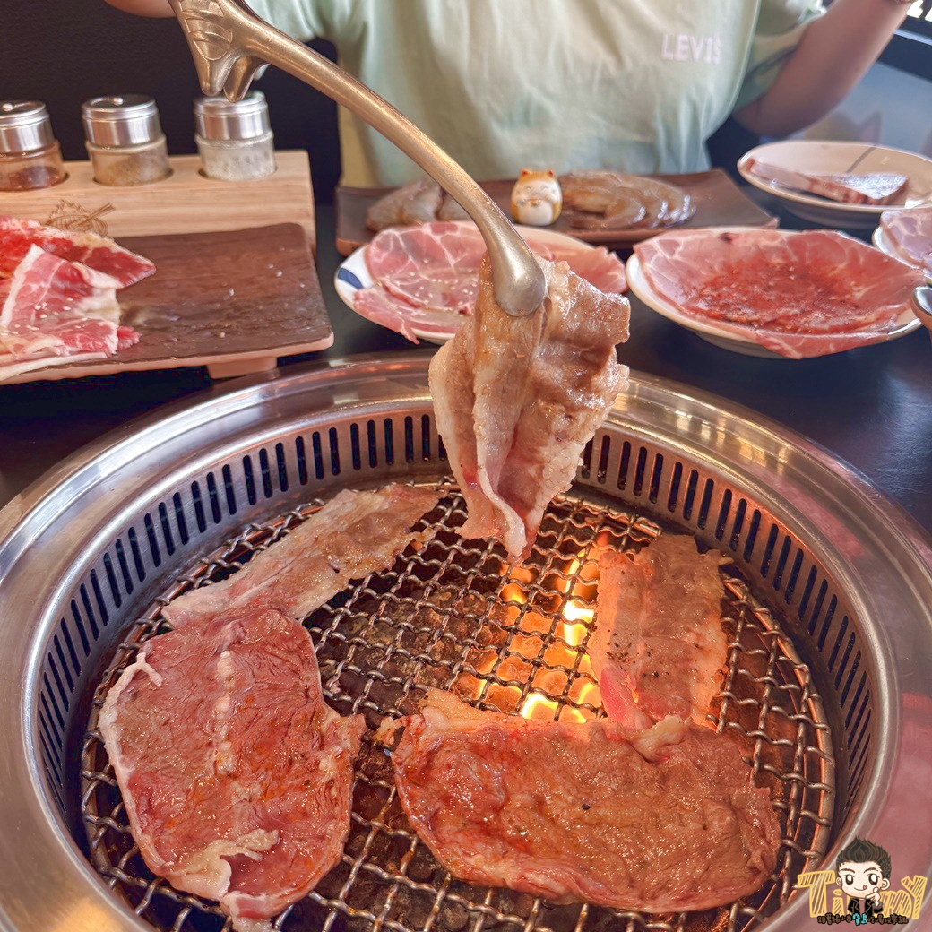 樂烤和牛頭份尚順店 688元四國風味烤肉、海鮮吃到飽! +99元就有澳洲和牛比臉大魷魚吃到飽! (菜單營業時間地址電話) - 第40張圖 樂烤和牛頭份尚順店 688元四國風味烤肉、海鮮吃到飽! +99元就有澳洲和牛比臉大魷魚吃到飽! (菜單營業時間地址電話)