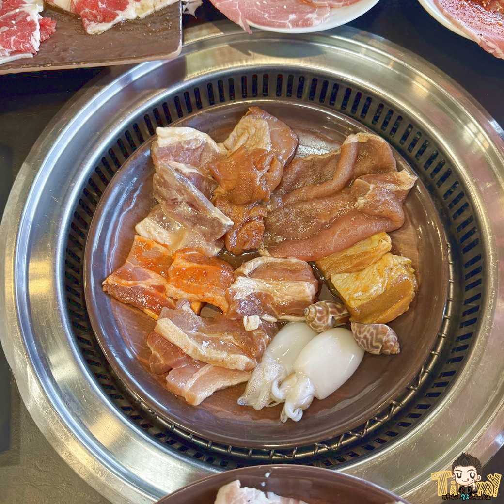 樂烤和牛頭份尚順店 688元四國風味烤肉、海鮮吃到飽! +99元就有澳洲和牛比臉大魷魚吃到飽! (菜單營業時間地址電話) - 第32張圖 樂烤和牛頭份尚順店 688元四國風味烤肉、海鮮吃到飽! +99元就有澳洲和牛比臉大魷魚吃到飽! (菜單營業時間地址電話)