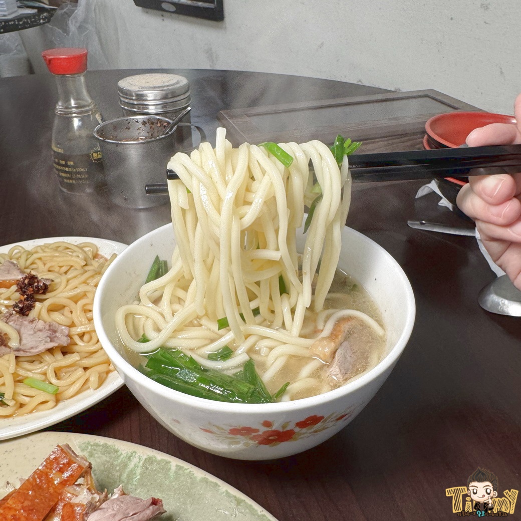 湖口新竹鴨肉麵總店! 50元銅板價超佛心鴨肉麵是有鴨肉的! 炒鴨血炒鴨腸通通50元! (菜單營業時間地址電話) - 第13張圖 湖口新竹鴨肉麵總店! 50元銅板價超佛心鴨肉麵是有鴨肉的! 炒鴨血炒鴨腸通通50元! (菜單營業時間地址電話)
