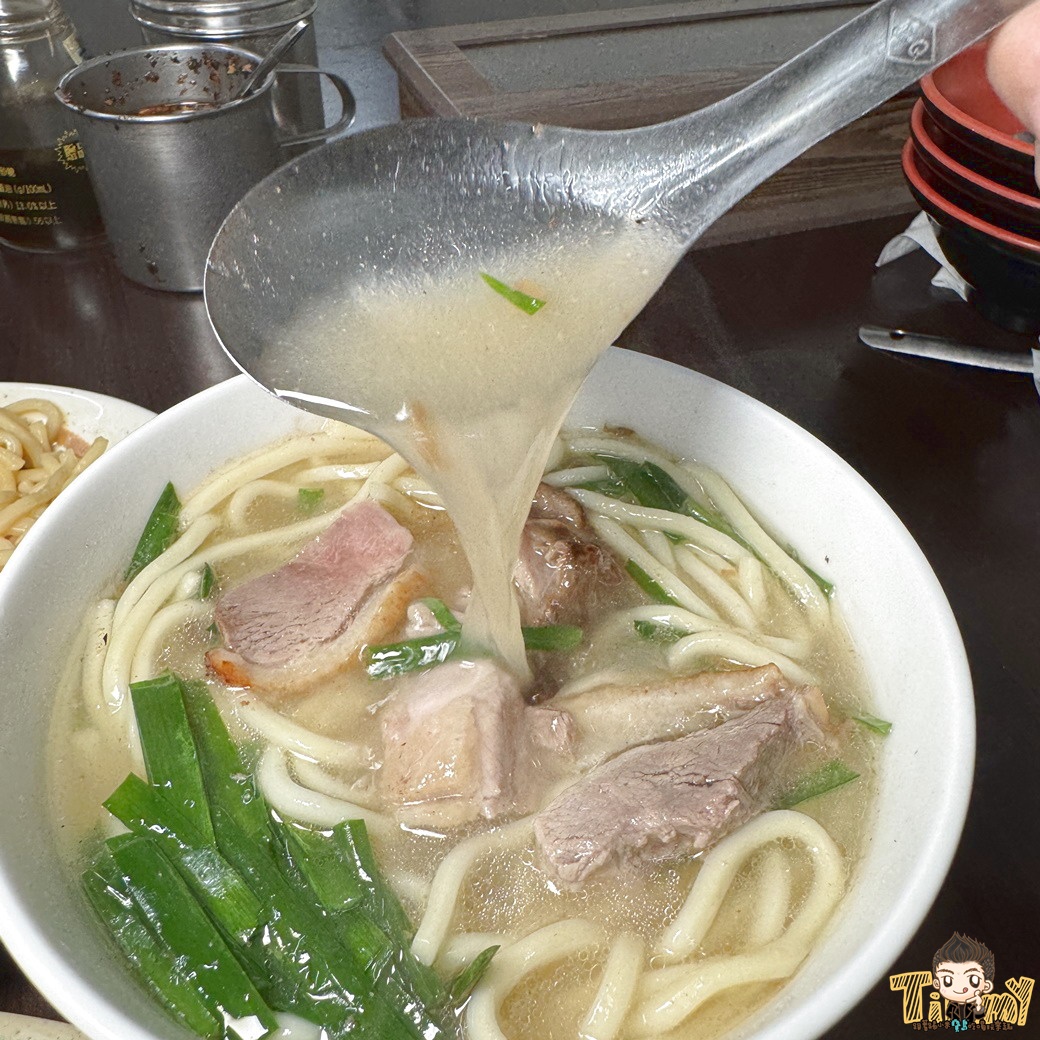 湖口新竹鴨肉麵總店! 50元銅板價超佛心鴨肉麵是有鴨肉的! 炒鴨血炒鴨腸通通50元! (菜單營業時間地址電話) - 第11張圖 湖口新竹鴨肉麵總店! 50元銅板價超佛心鴨肉麵是有鴨肉的! 炒鴨血炒鴨腸通通50元! (菜單營業時間地址電話)