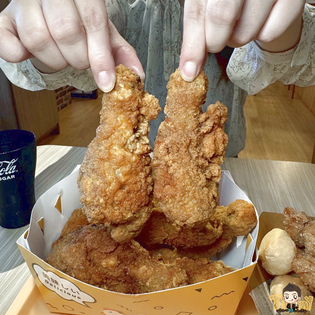 台中后里美食喬利炸雞。 麗寶樂園必帶小朋友吃的炸雞漢堡店! (菜單營業時間地址電話) - 第23張圖 台中后里美食喬利炸雞。 麗寶樂園必帶小朋友吃的炸雞漢堡店! (菜單營業時間地址電話)