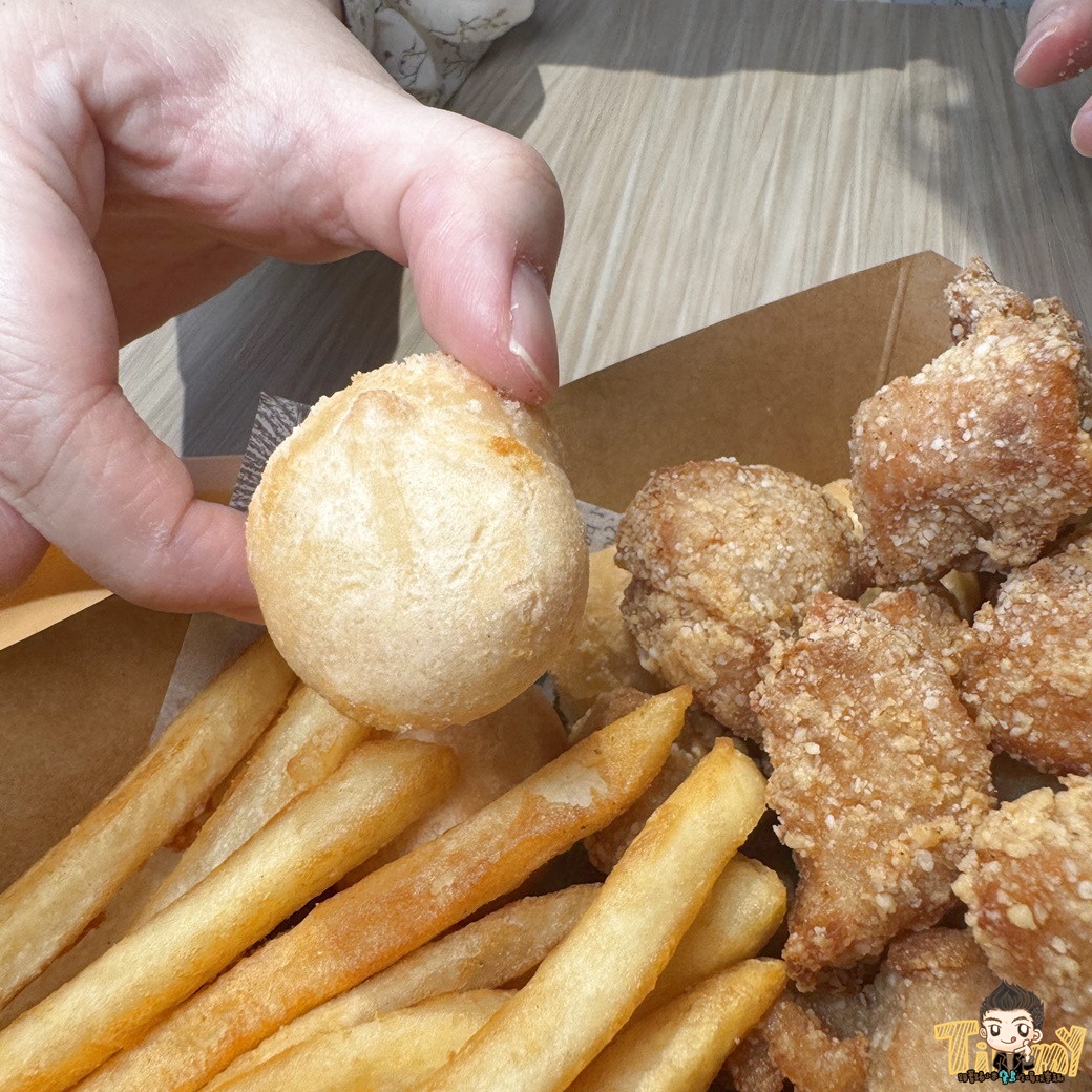 台中后里美食喬利炸雞。 麗寶樂園必帶小朋友吃的炸雞漢堡店! (菜單營業時間地址電話) - 第28張圖 台中后里美食喬利炸雞。 麗寶樂園必帶小朋友吃的炸雞漢堡店! (菜單營業時間地址電話)