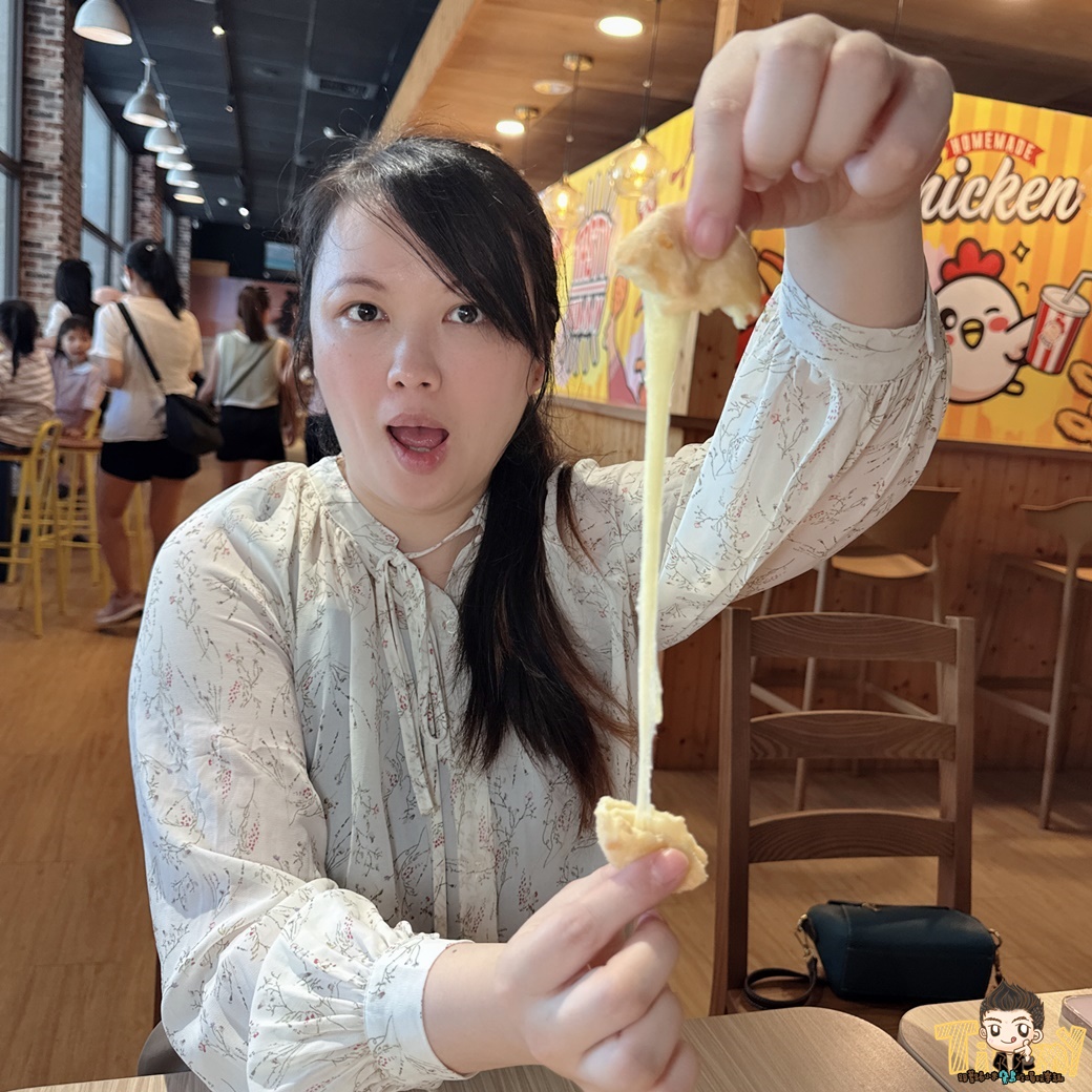 台中后里美食喬利炸雞。 麗寶樂園必帶小朋友吃的炸雞漢堡店! (菜單營業時間地址電話) - 第30張圖 台中后里美食喬利炸雞。 麗寶樂園必帶小朋友吃的炸雞漢堡店! (菜單營業時間地址電話)