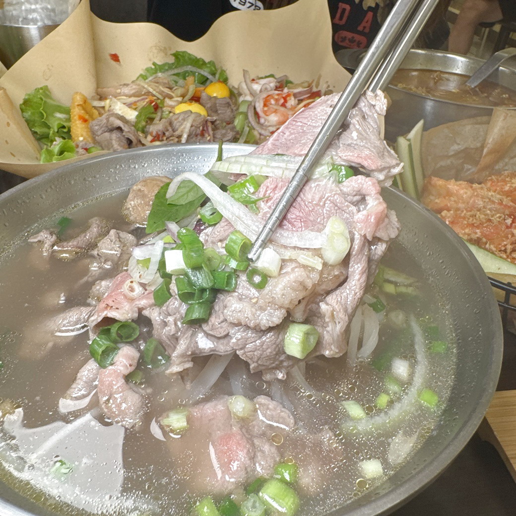 苗栗頭份竹南越來越好吃大份量越南牛肉河粉! (菜單營業時間地址電話) - 第16張圖 苗栗頭份竹南越來越好吃大份量越南牛肉河粉! (菜單營業時間地址電話)