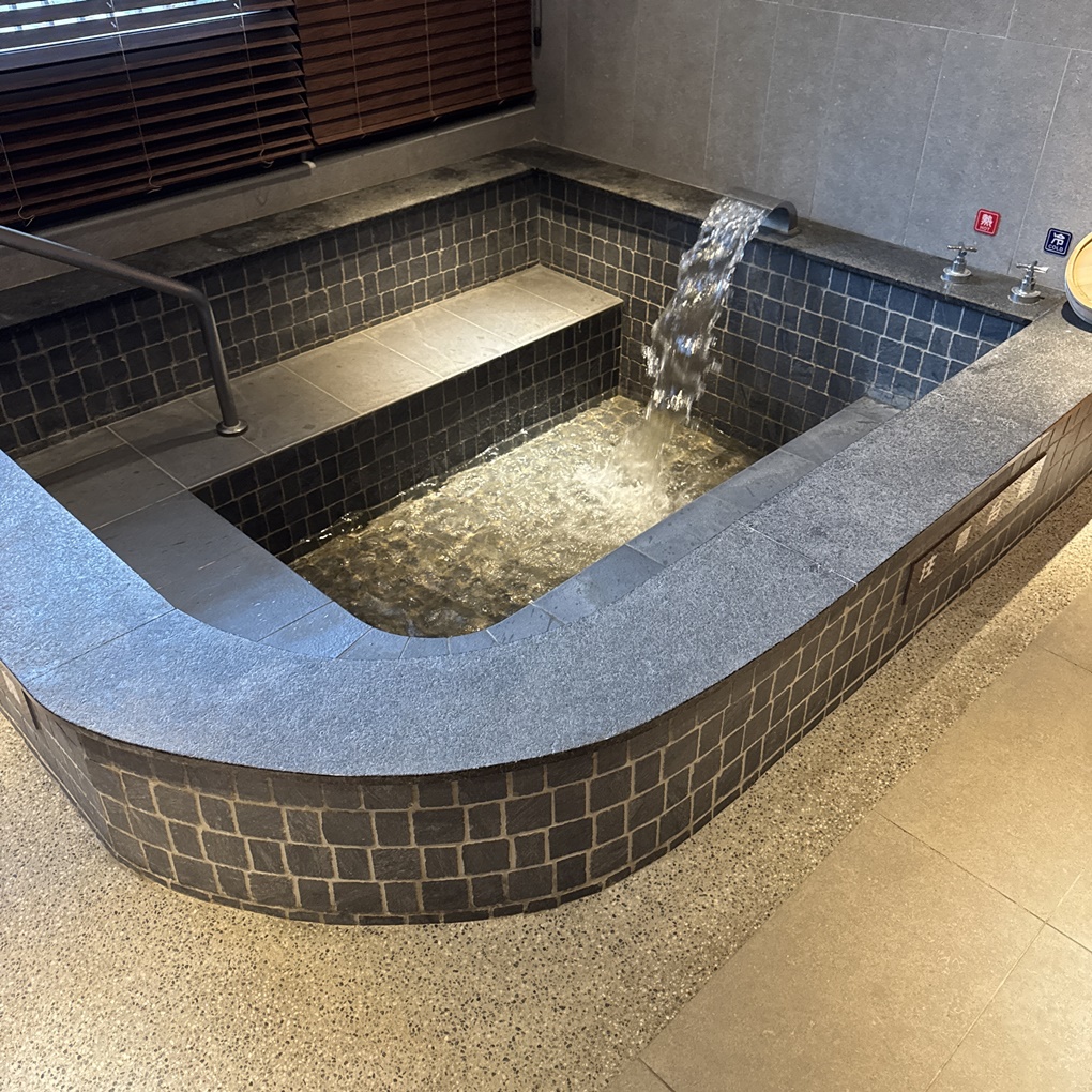 新竹關西。亞洲健康智慧園區 超乎想像,不只是樂齡園區而是幸福寓所! 天天泡美人湯、醫療團隊、超大庭園及以家人看待的園區服務,住進來就不想離開了! - 第63張圖 新竹關西。亞洲健康智慧園區 超乎想像,不只是樂齡園區而是幸福寓所! 天天泡美人湯、醫療團隊、超大庭園及以家人看待的園區服務,住進來就不想離開了!