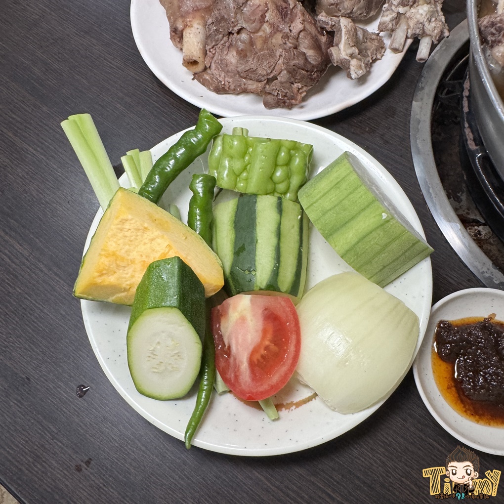 新竹竹東右左庄羊肉爐+薑母鴨吃到飽!工研院金山街附近。 (菜單營業時間地址電話) - 第17張圖 新竹竹東右左庄羊肉爐+薑母鴨吃到飽!工研院金山街附近。 (菜單營業時間地址電話)