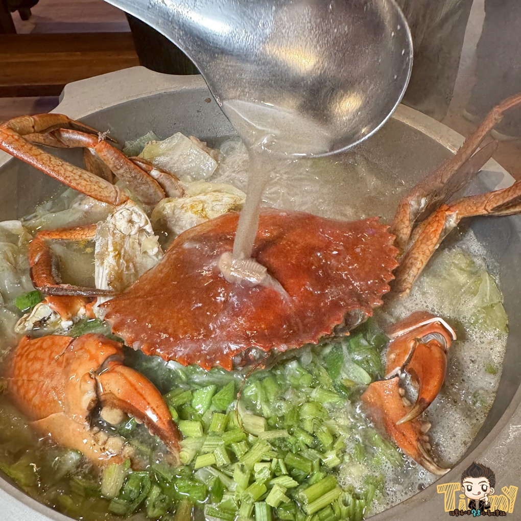 超大隻大沙公蝦芋香米粉湯! 新竹冬天吃活蝦料理也可以吃熱呼呼的火鍋料理! 新竹King活蝦料理經國店! (晚餐宵夜菜單營業時間地址電話) - 第27張圖