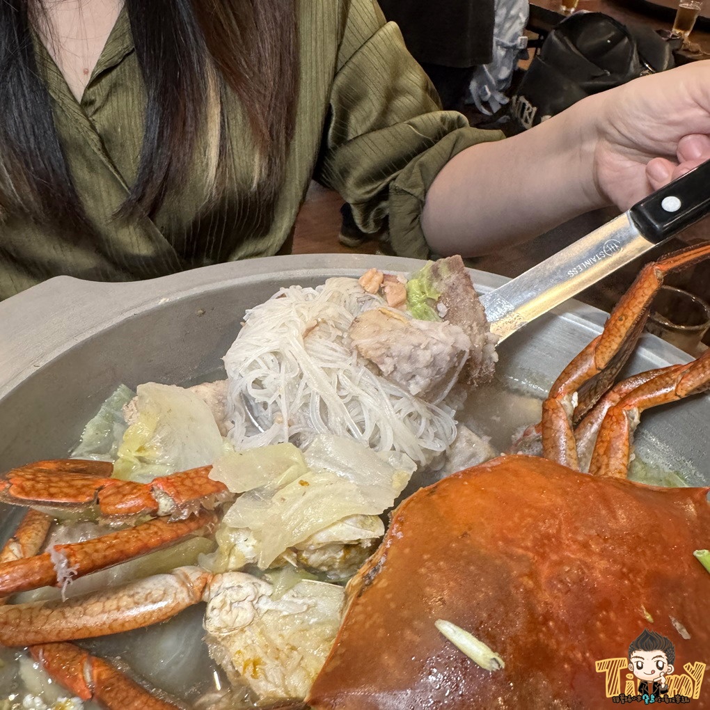 超大隻大沙公蝦芋香米粉湯! 新竹冬天吃活蝦料理也可以吃熱呼呼的火鍋料理! 新竹King活蝦料理經國店! (晚餐宵夜菜單營業時間地址電話) - 第29張圖