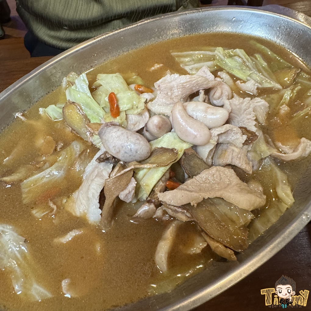 超大隻大沙公蝦芋香米粉湯! 新竹冬天吃活蝦料理也可以吃熱呼呼的火鍋料理! 新竹King活蝦料理經國店! (晚餐宵夜菜單營業時間地址電話) - 第62張圖