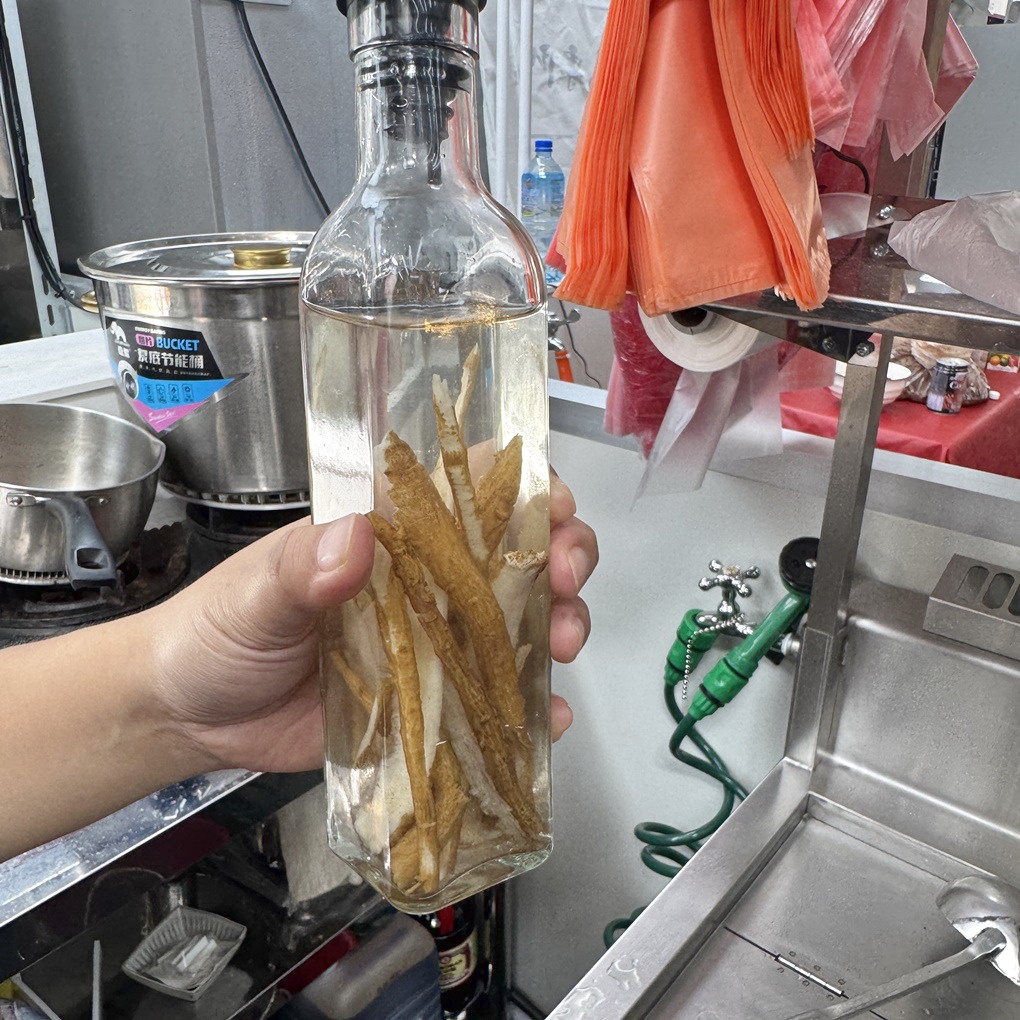 新竹蒔光蔬食麵舖 北門市場內補身當歸素食麵！ (菜單營業時間地址電話)