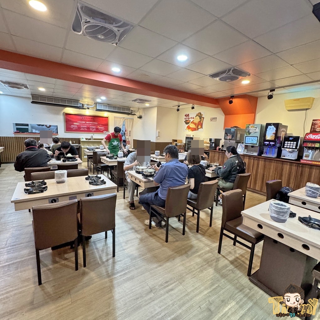 竹北鍋娘娘火鍋店。新竹桌邊爆炒石頭火鍋200元起 古早味餅乾、滷肉飯、王子麵、汽水、冷熱飲及冰淇淋吃到飽!(菜單營業時間地址電話) - 第3張圖