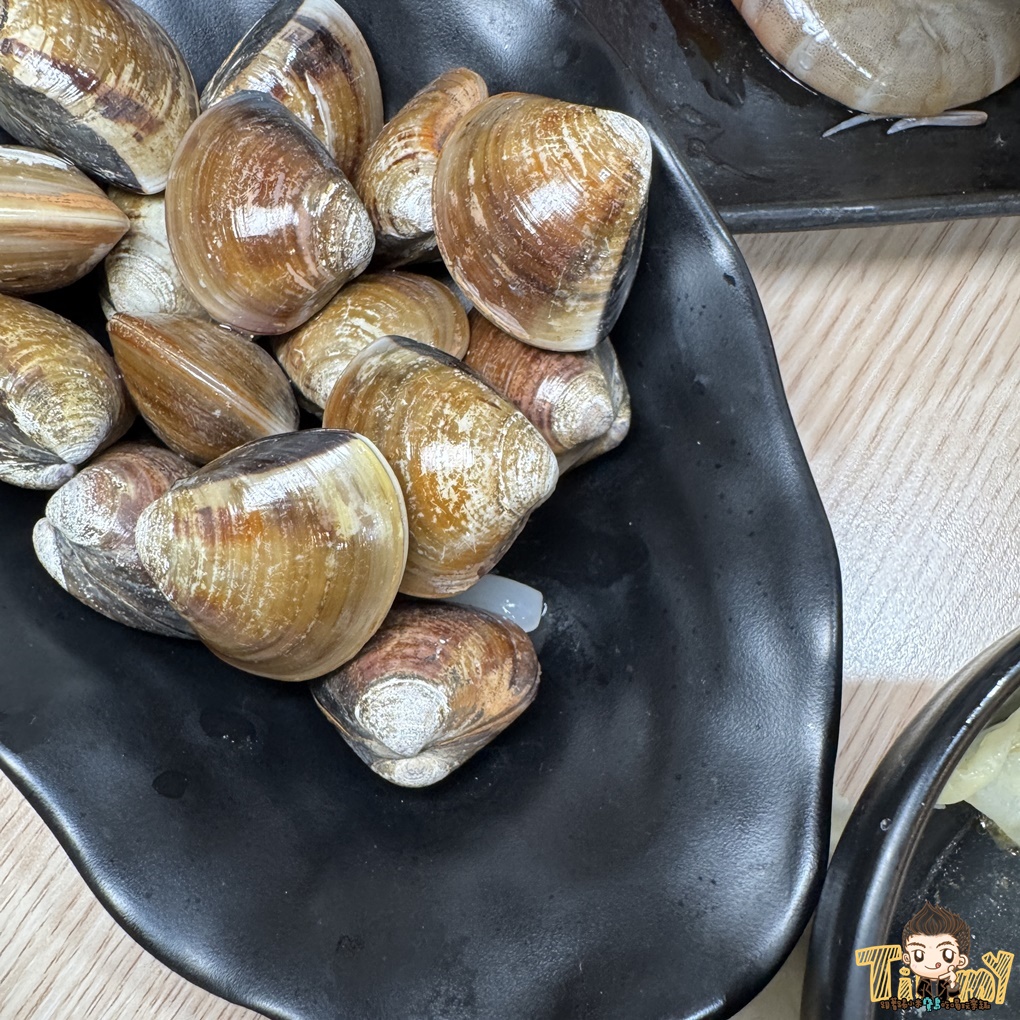 竹北鍋娘娘火鍋店。新竹桌邊爆炒石頭火鍋200元起 古早味餅乾、滷肉飯、王子麵、汽水、冷熱飲及冰淇淋吃到飽!(菜單營業時間地址電話) - 第36張圖