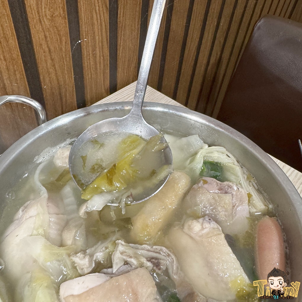 竹北鍋娘娘火鍋店。新竹桌邊爆炒石頭火鍋200元起 古早味餅乾、滷肉飯、王子麵、汽水、冷熱飲及冰淇淋吃到飽!(菜單營業時間地址電話) - 第45張圖