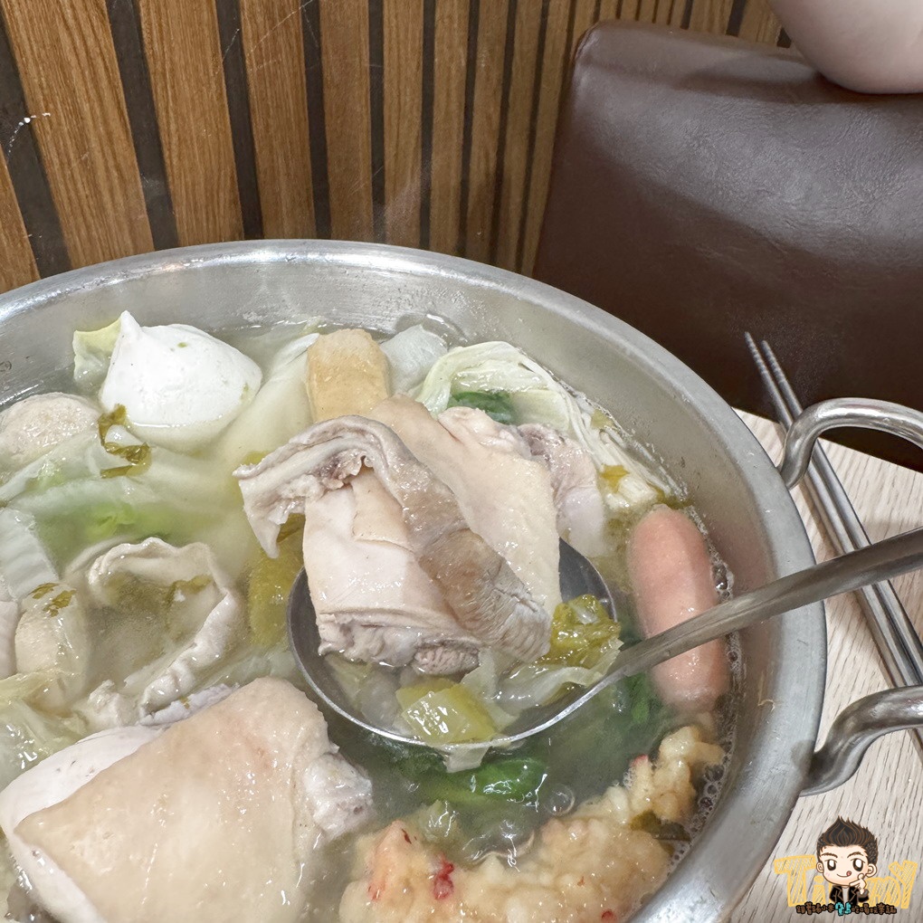 竹北鍋娘娘火鍋店。新竹桌邊爆炒石頭火鍋200元起 古早味餅乾、滷肉飯、王子麵、汽水、冷熱飲及冰淇淋吃到飽!(菜單營業時間地址電話) - 第46張圖