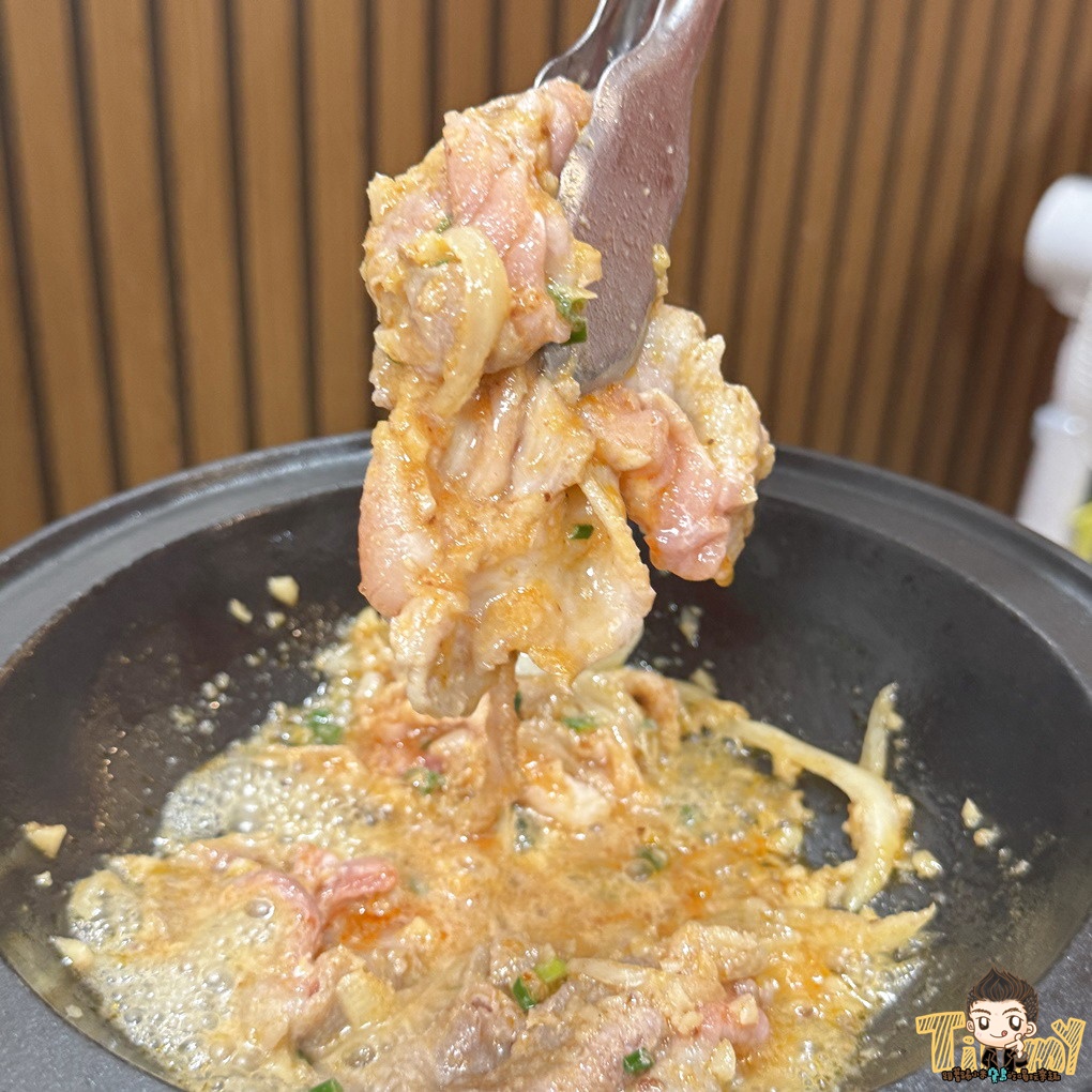 竹北鍋娘娘火鍋店。新竹桌邊爆炒石頭火鍋200元起 古早味餅乾、滷肉飯、王子麵、汽水、冷熱飲及冰淇淋吃到飽!(菜單營業時間地址電話) - 第28張圖