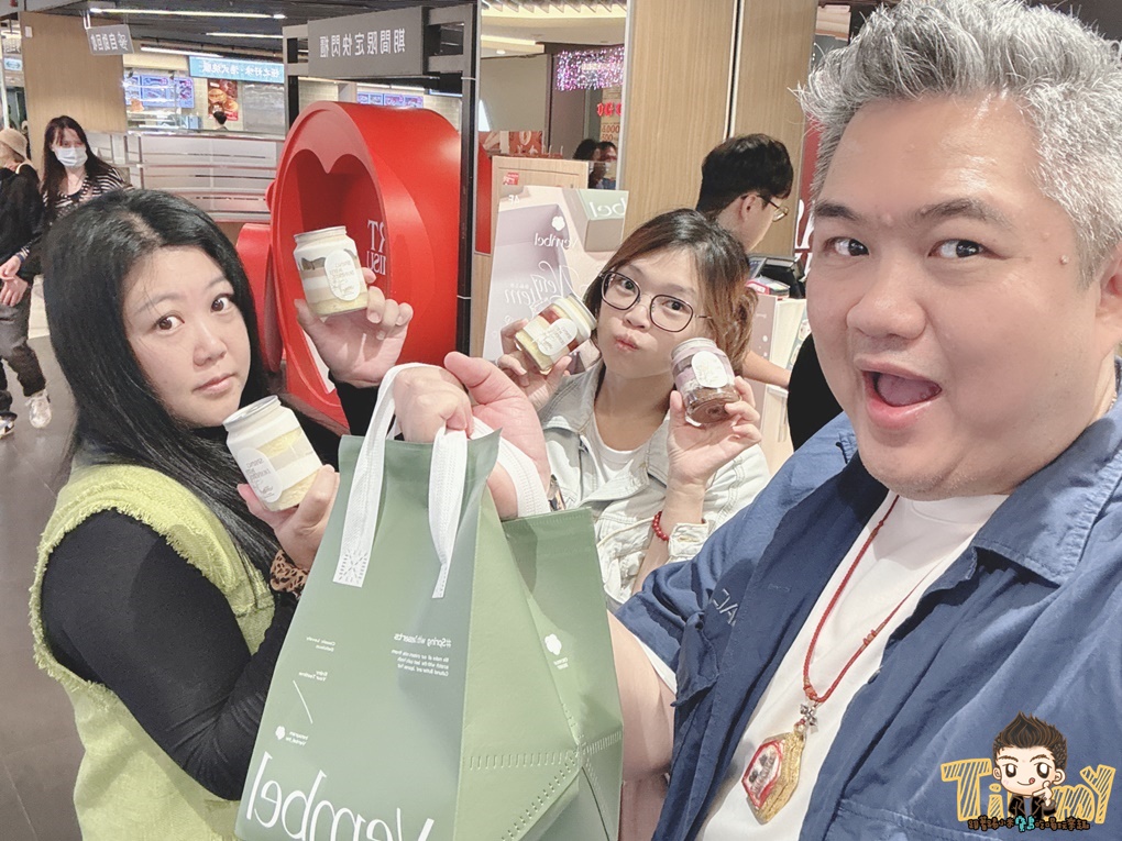 新竹春暖巨城快閃 網路火紅的罐子蛋糕來新竹也吃得到了！ (Vembel菜單營業時間地址電話)