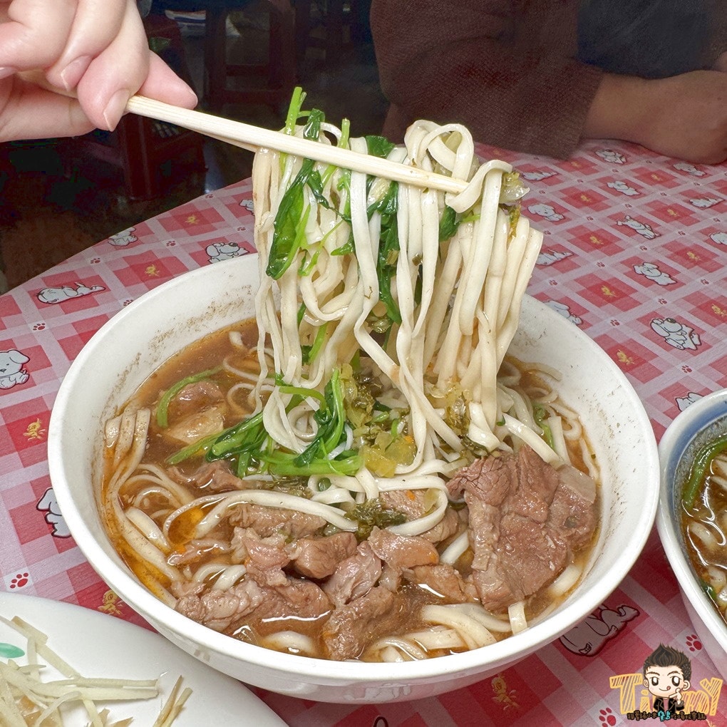 苗栗後龍好來香牛肉麵 在地人會推薦超大鍋的滷味小菜自己撈！ (菜單營業時間地址電話)