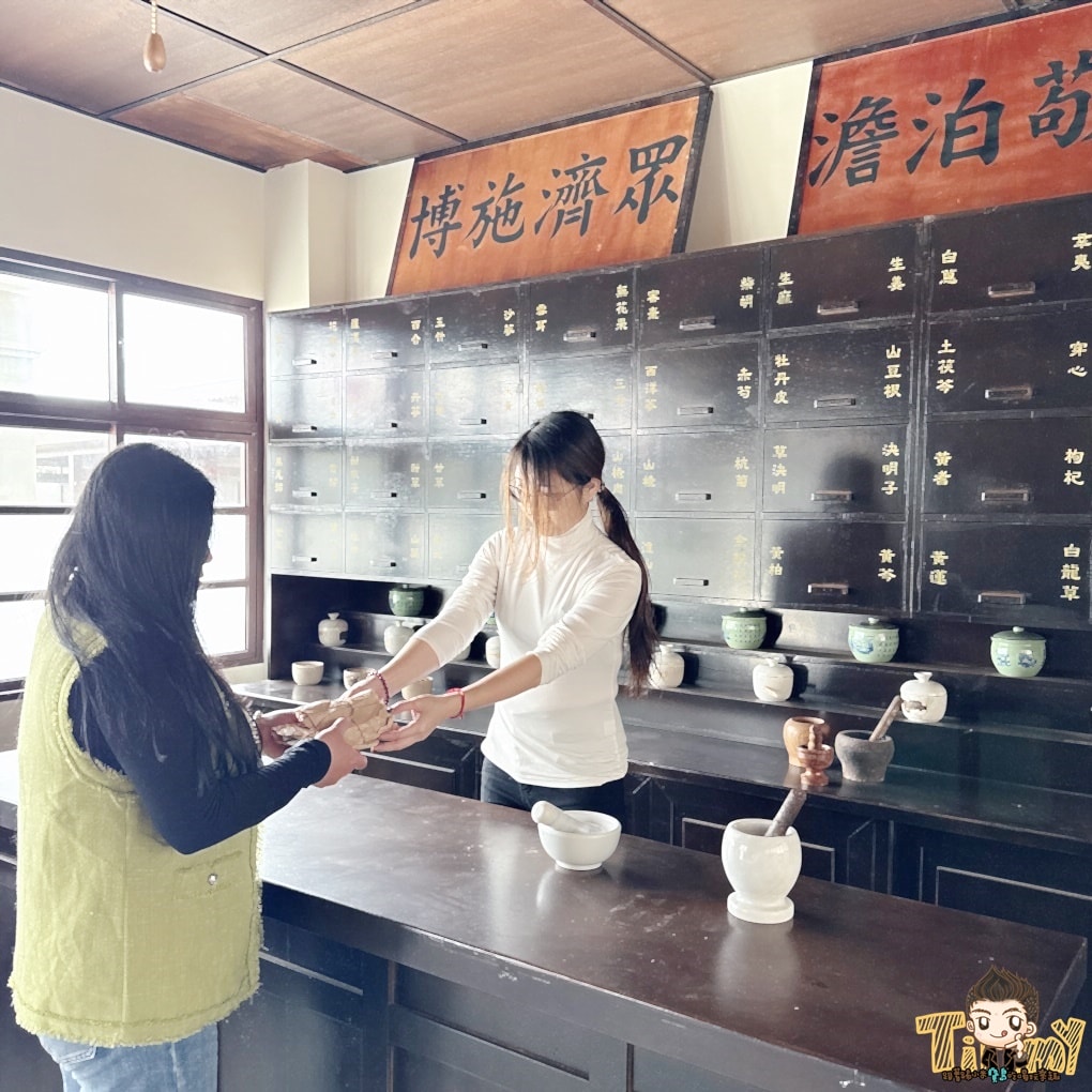 苗栗後龍照點．百變影城太陽城文創園區！ 走進穿越劇回到各種戲劇拍攝廠景！ 親子設備遊樂區(地址電話營業時間)