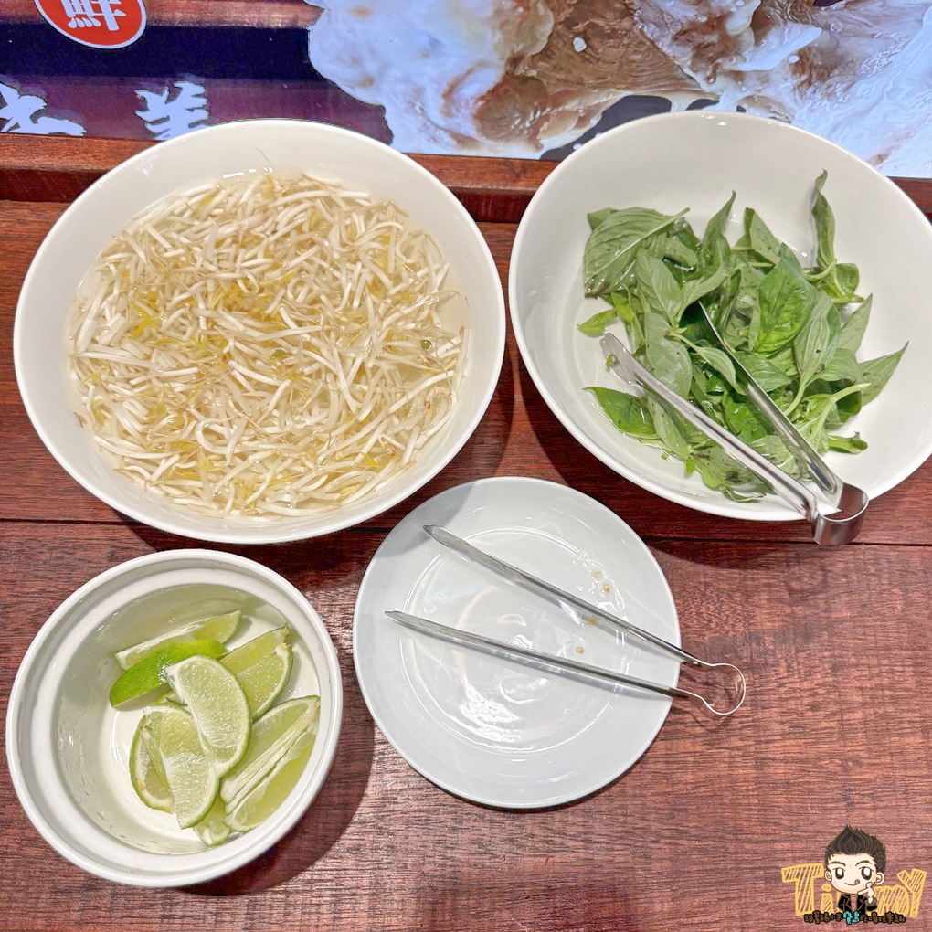 新竹大鼓牛肉粉。經國大市場.經國路.隱身在都市叢林的樹屋越南料理! (菜單營業時間地址電話) - 第16張圖 新竹大鼓牛肉粉。經國大市場.經國路.隱身在都市叢林的樹屋越南料理! (菜單營業時間地址電話)