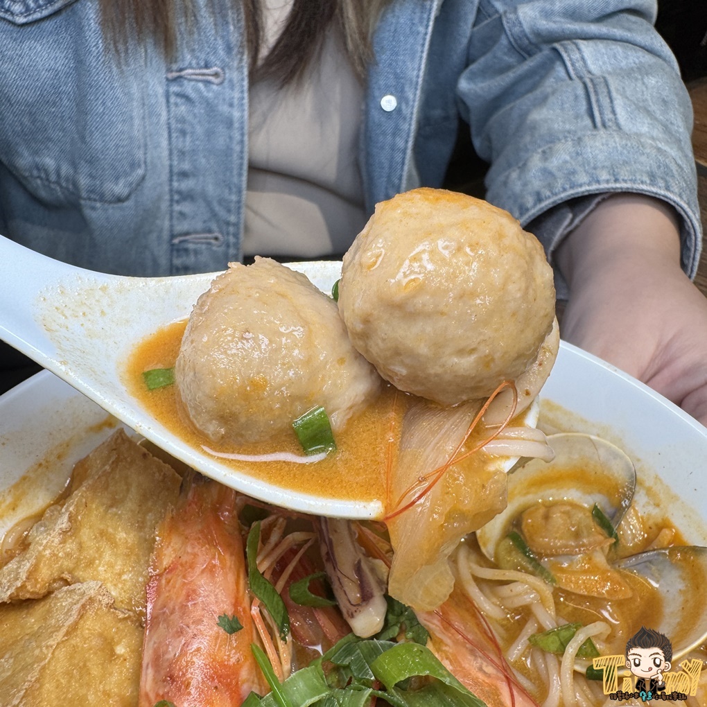 新竹大鼓牛肉粉。經國大市場.經國路.隱身在都市叢林的樹屋越南料理! (菜單營業時間地址電話) - 第38張圖 新竹大鼓牛肉粉。經國大市場.經國路.隱身在都市叢林的樹屋越南料理! (菜單營業時間地址電話)
