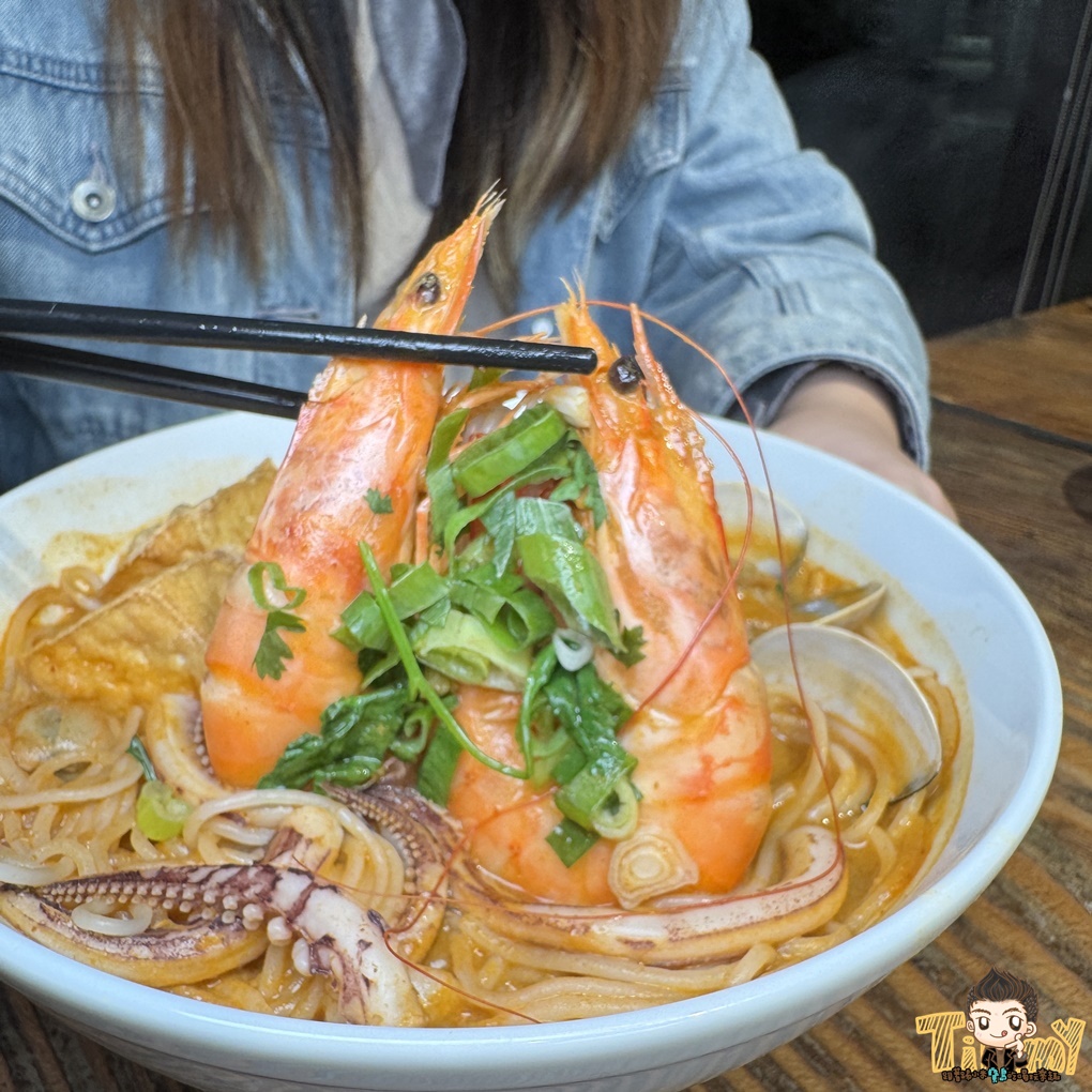 新竹大鼓牛肉粉。經國大市場.經國路.隱身在都市叢林的樹屋越南料理! (菜單營業時間地址電話) - 第39張圖 新竹大鼓牛肉粉。經國大市場.經國路.隱身在都市叢林的樹屋越南料理! (菜單營業時間地址電話)