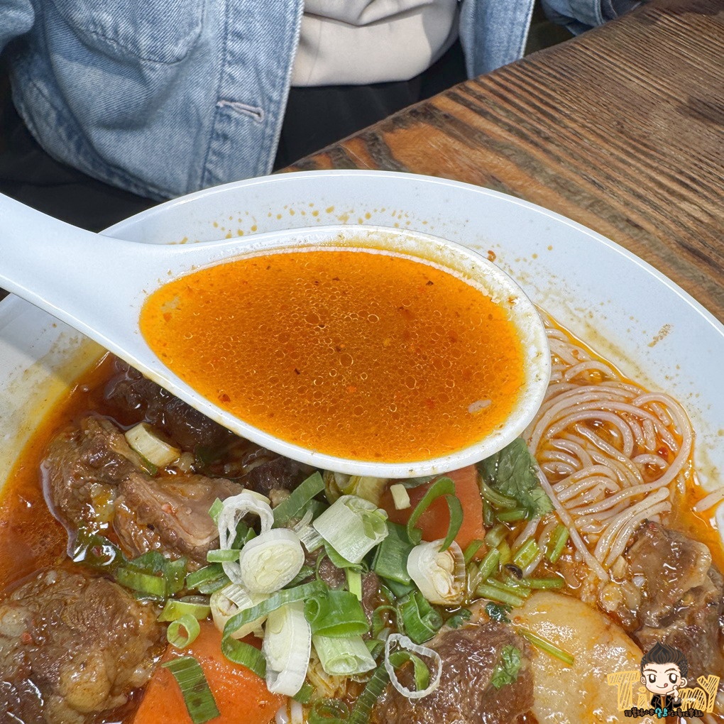 新竹大鼓牛肉粉。經國大市場.經國路.隱身在都市叢林的樹屋越南料理! (菜單營業時間地址電話) - 第31張圖 新竹大鼓牛肉粉。經國大市場.經國路.隱身在都市叢林的樹屋越南料理! (菜單營業時間地址電話)