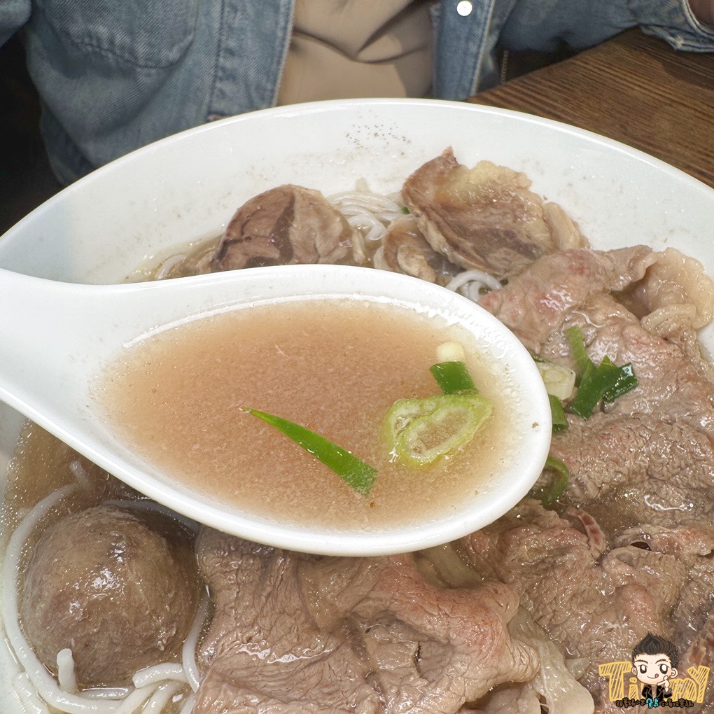 新竹大鼓牛肉粉。經國大市場.經國路.隱身在都市叢林的樹屋越南料理! (菜單營業時間地址電話) - 第24張圖 新竹大鼓牛肉粉。經國大市場.經國路.隱身在都市叢林的樹屋越南料理! (菜單營業時間地址電話)