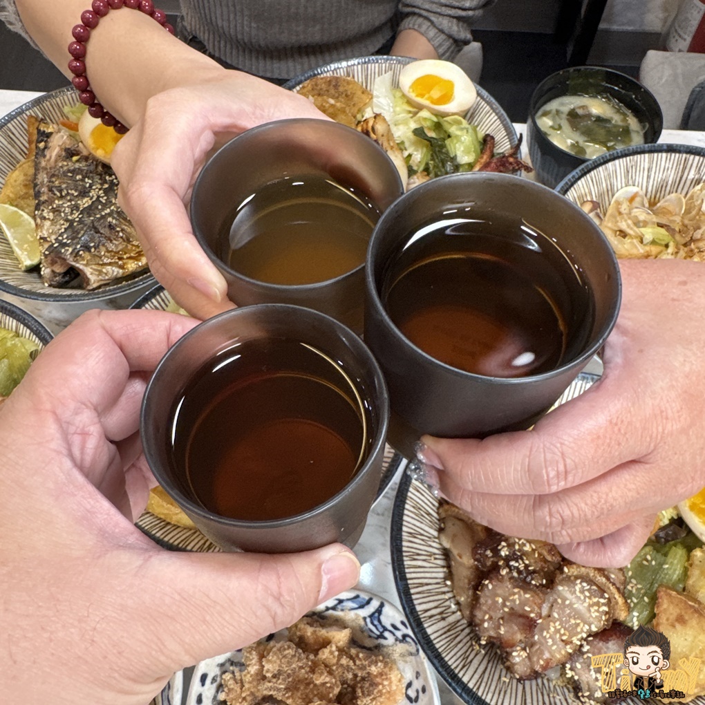 新竹縣竹北屋野職人燒肉丼! 肉肉和配菜多多的直烤燒肉丼飯! 新竹市竹北市8個就外送! (菜單營業時間地址電話) - 第16張圖 新竹縣竹北屋野職人燒肉丼! 肉肉和配菜多多的直烤燒肉丼飯! 新竹市竹北市8個就外送! (菜單營業時間地址電話)