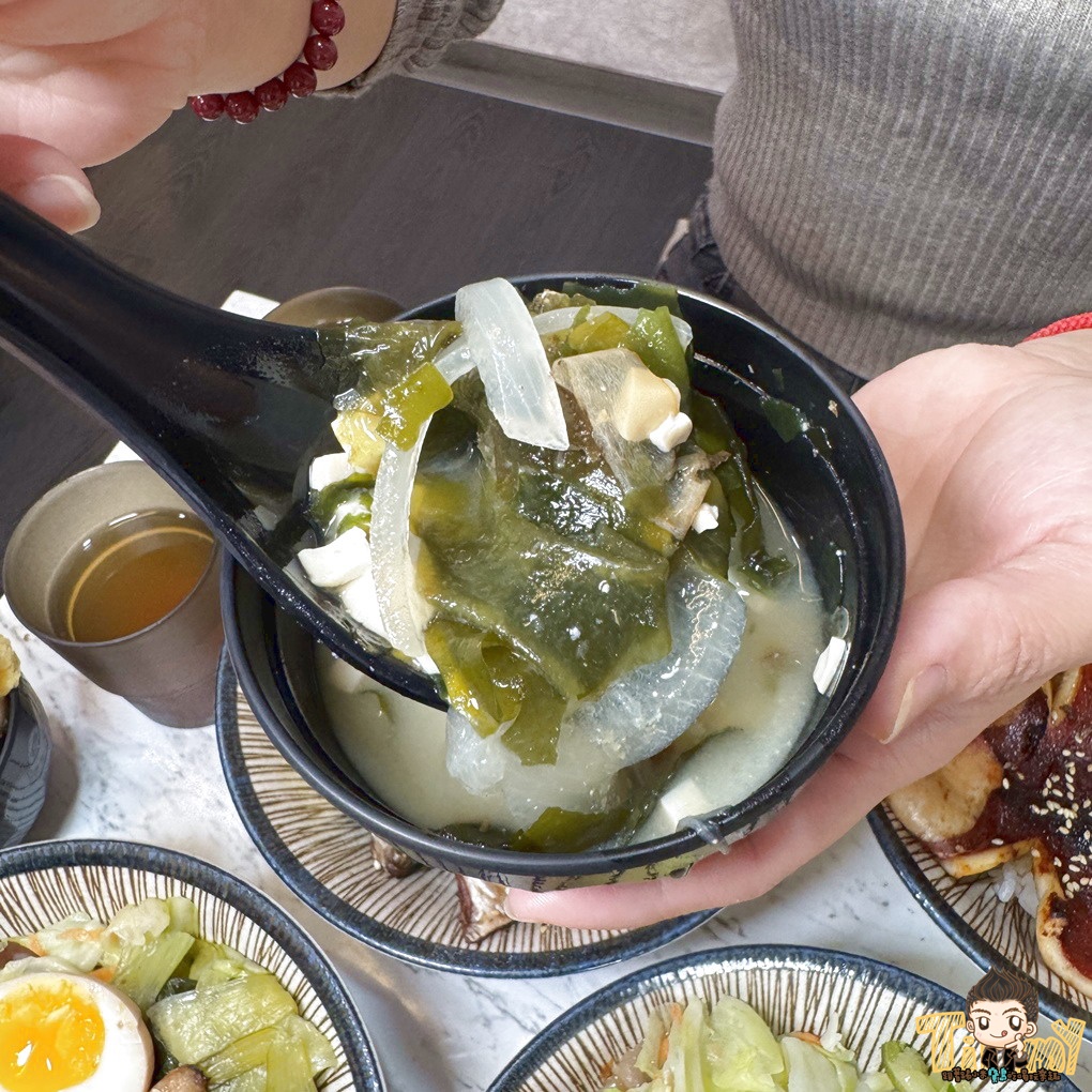 新竹縣竹北屋野職人燒肉丼! 肉肉和配菜多多的直烤燒肉丼飯! 新竹市竹北市8個就外送! (菜單營業時間地址電話) - 第13張圖 新竹縣竹北屋野職人燒肉丼! 肉肉和配菜多多的直烤燒肉丼飯! 新竹市竹北市8個就外送! (菜單營業時間地址電話)