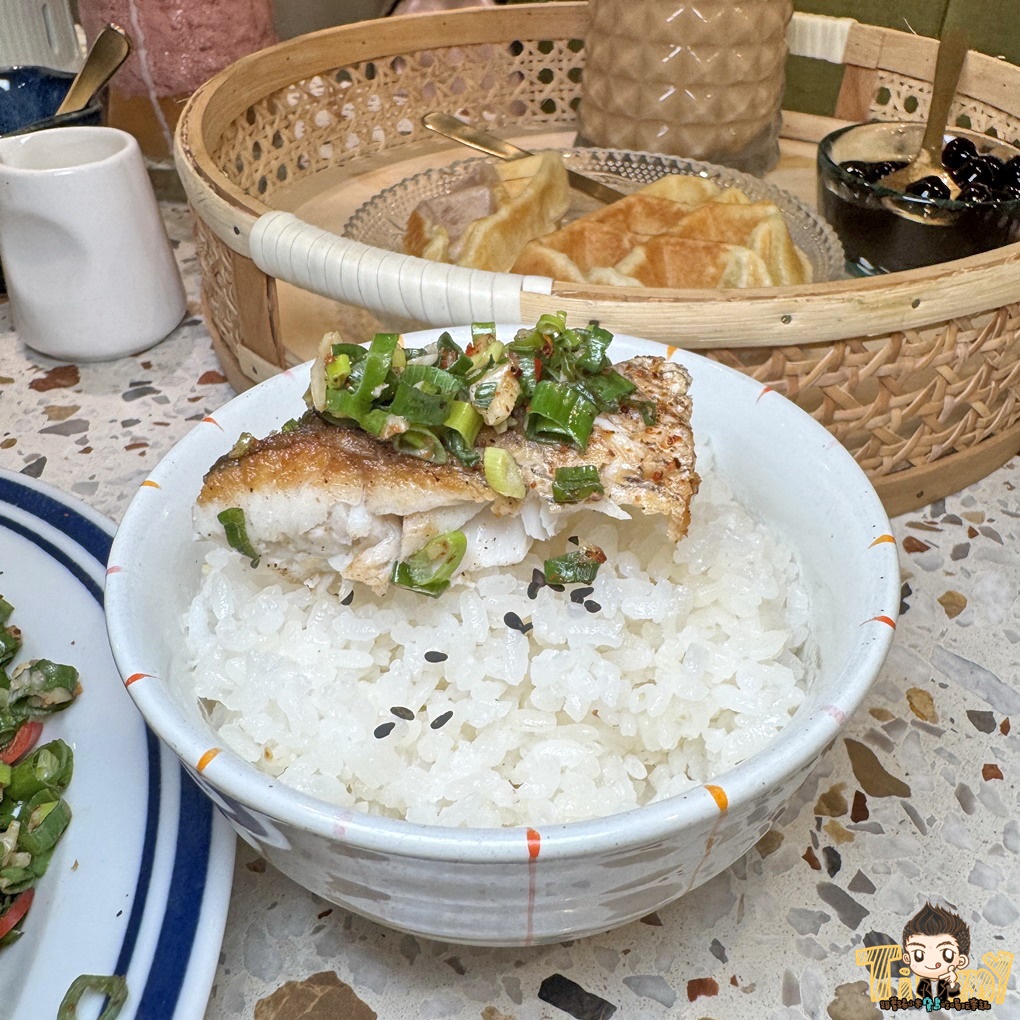 新竹湯明茶樓 隱藏在巷弄裡50年老宅改造的新式台菜茶樓 聚餐首選家庭、公司聚餐、約會都能滿足 (白天無休。菜單營業時間地址電話) - 第63張圖